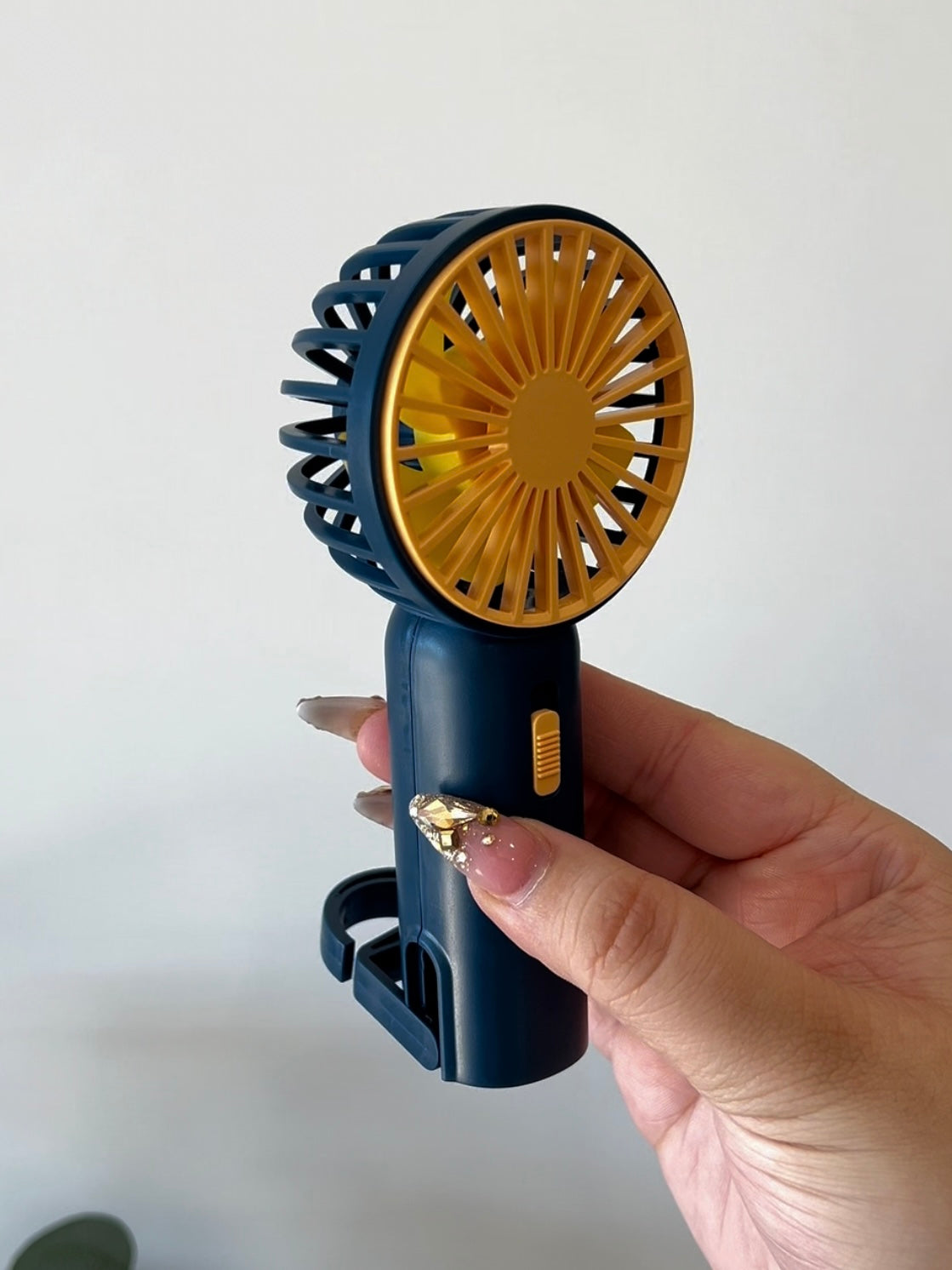 Handheld USB Fan