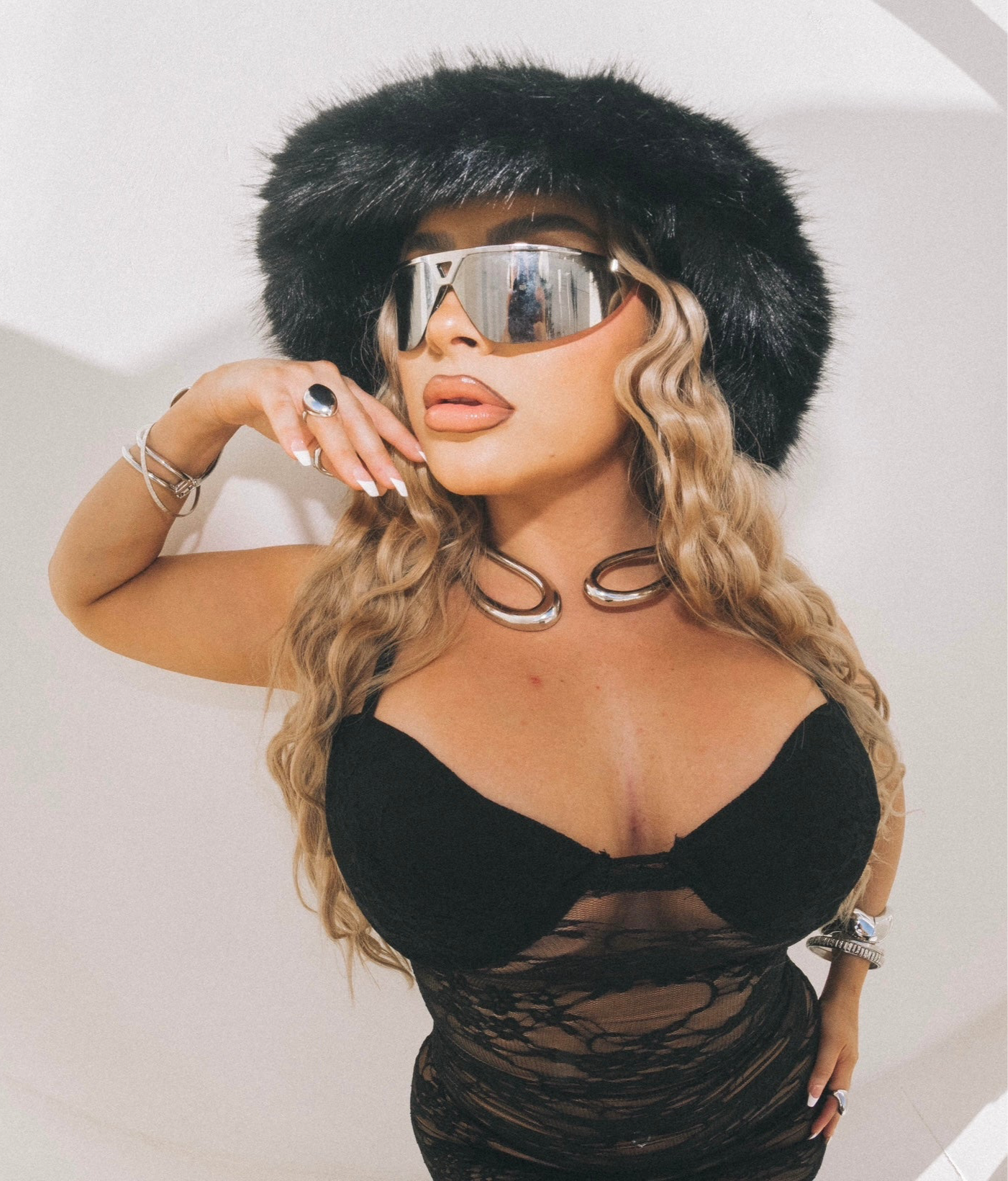 Black Fuzzy Bucket Hat