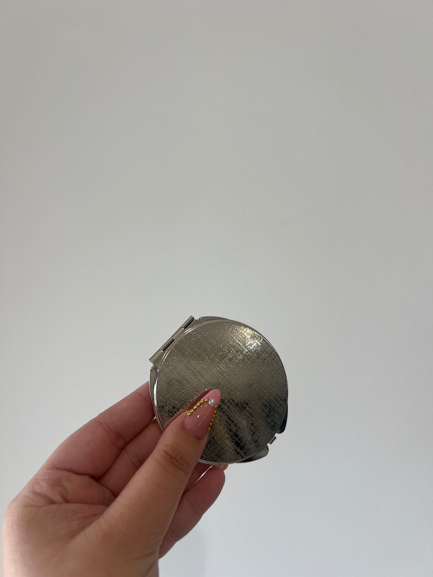 Compact Mirror